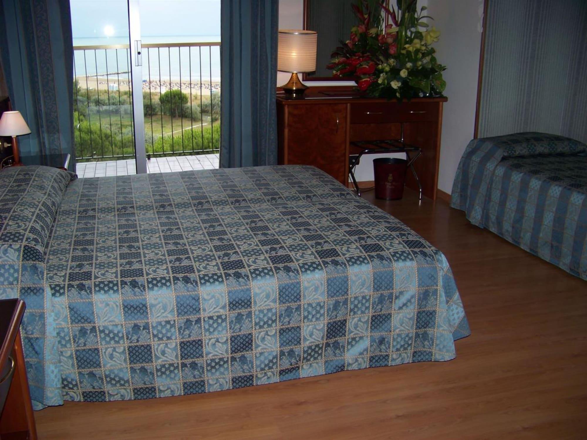 לידו די ג'סולו Hotel Beau Rivage Pineta מראה חיצוני תמונה