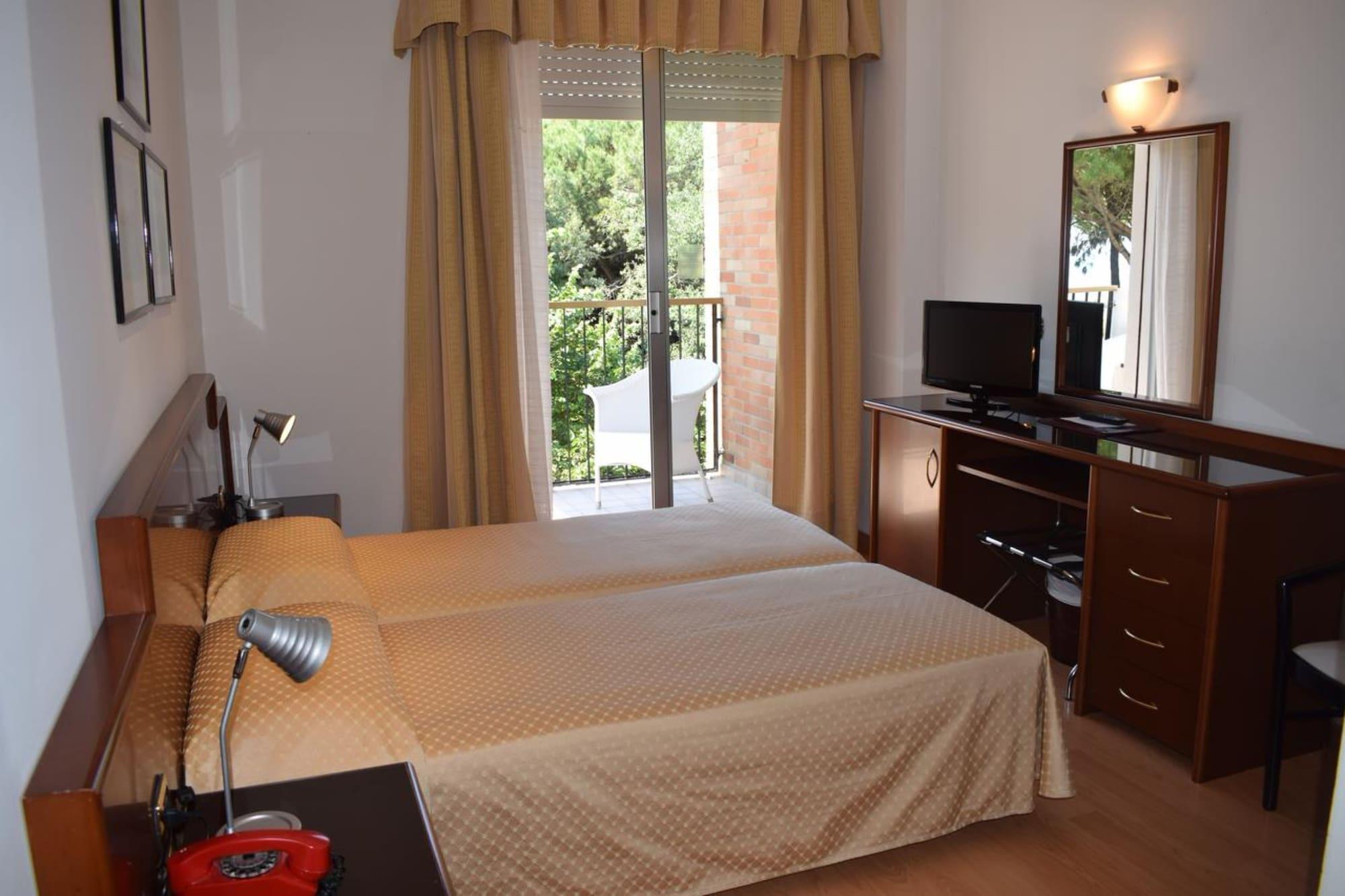 לידו די ג'סולו Hotel Beau Rivage Pineta מראה חיצוני תמונה