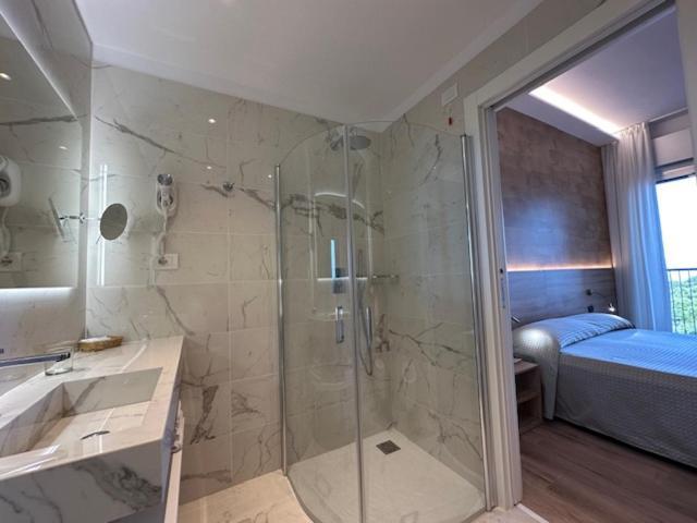 לידו די ג'סולו Hotel Beau Rivage Pineta חדר תמונה