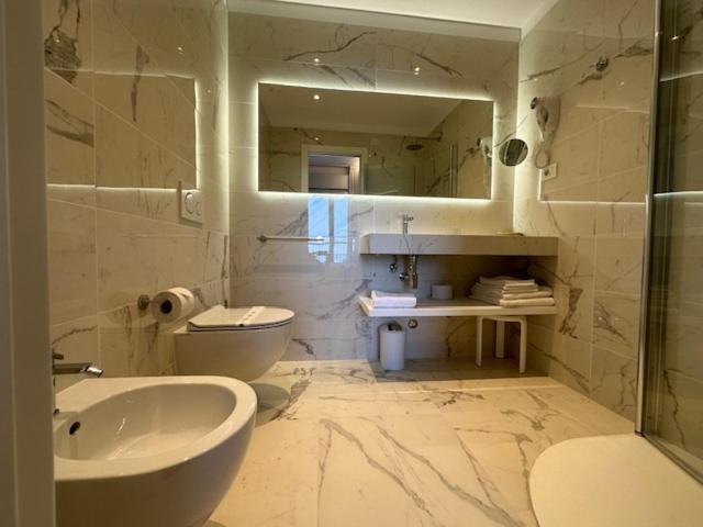 לידו די ג'סולו Hotel Beau Rivage Pineta מראה חיצוני תמונה