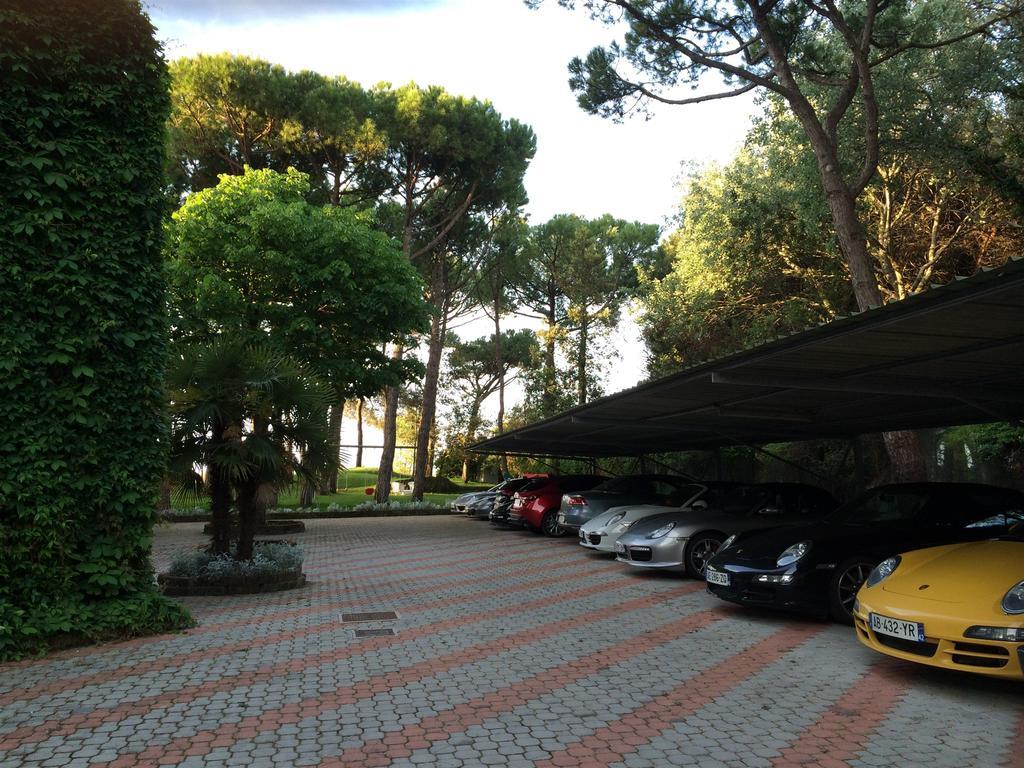 לידו די ג'סולו Hotel Beau Rivage Pineta מראה חיצוני תמונה