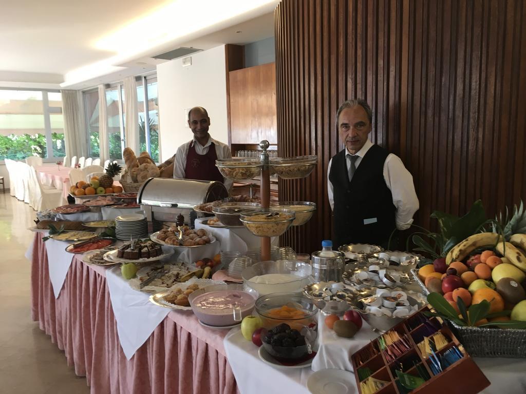 לידו די ג'סולו Hotel Beau Rivage Pineta מראה חיצוני תמונה