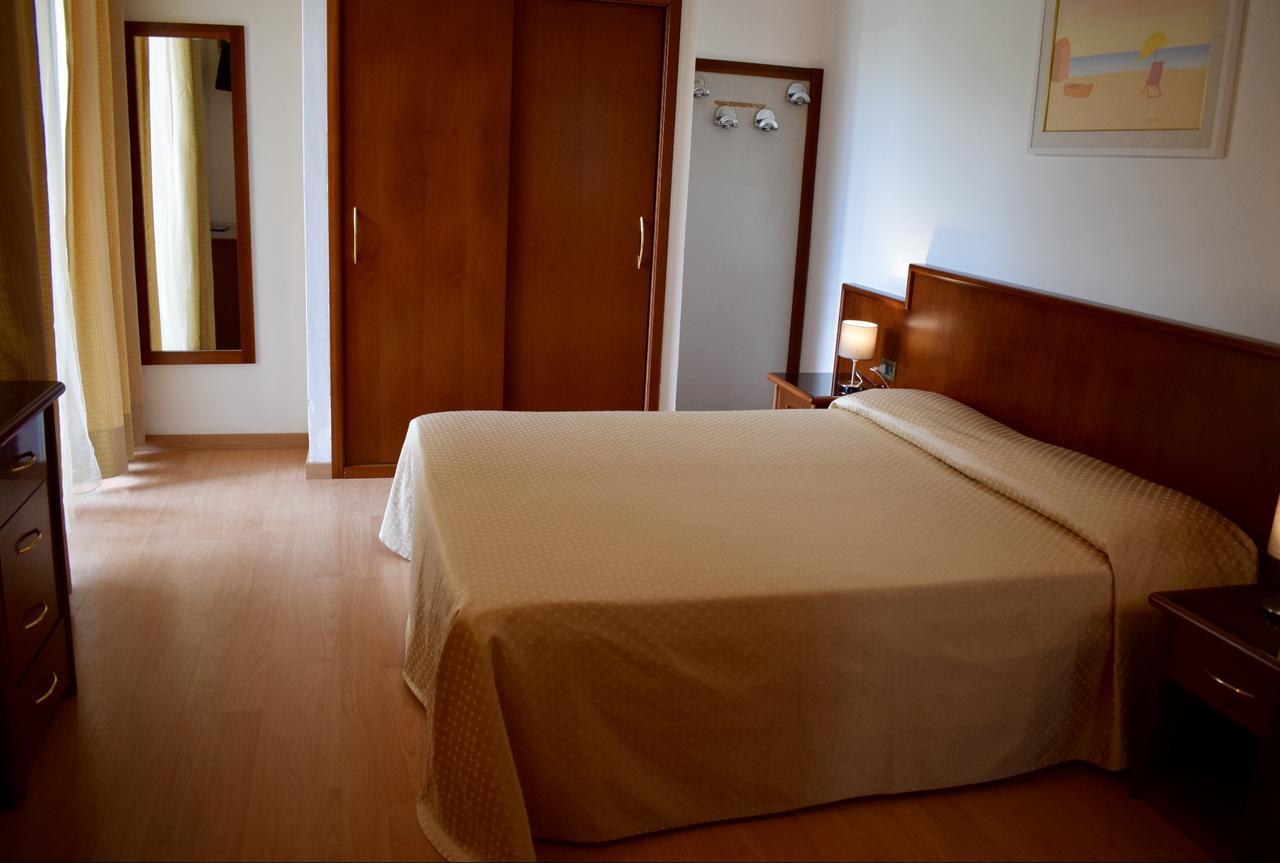 לידו די ג'סולו Hotel Beau Rivage Pineta מראה חיצוני תמונה