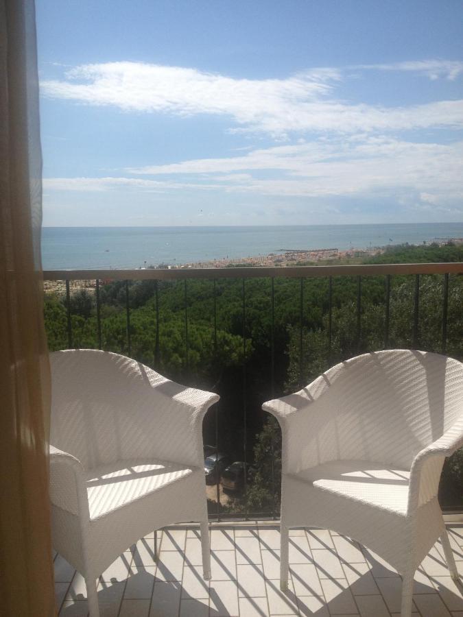 לידו די ג'סולו Hotel Beau Rivage Pineta חדר תמונה